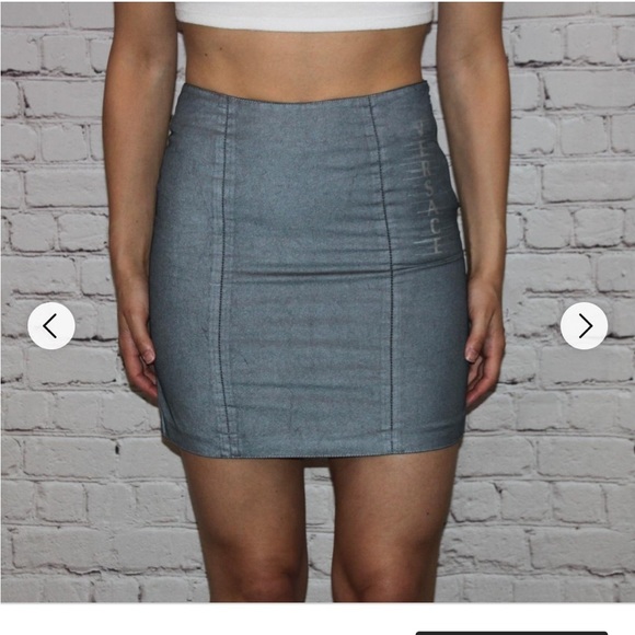 Versace Skirt Size 28 - Picture 2 of 9